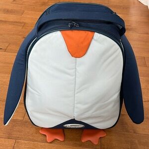 Sammies by Samsonite Penguin Carryon Luggage w/ wheels & handle